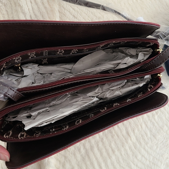 Tignanello Mojave Crossbody bag - Picture 6 of 8